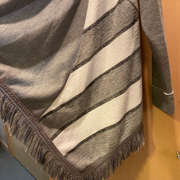 Anthro Saturday Sunday Cardigan - Picture 3 of 5